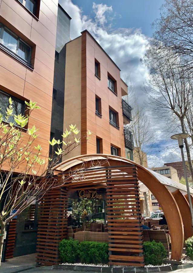 Carpe Diem Boutique Hotel Zenica Bagian luar foto