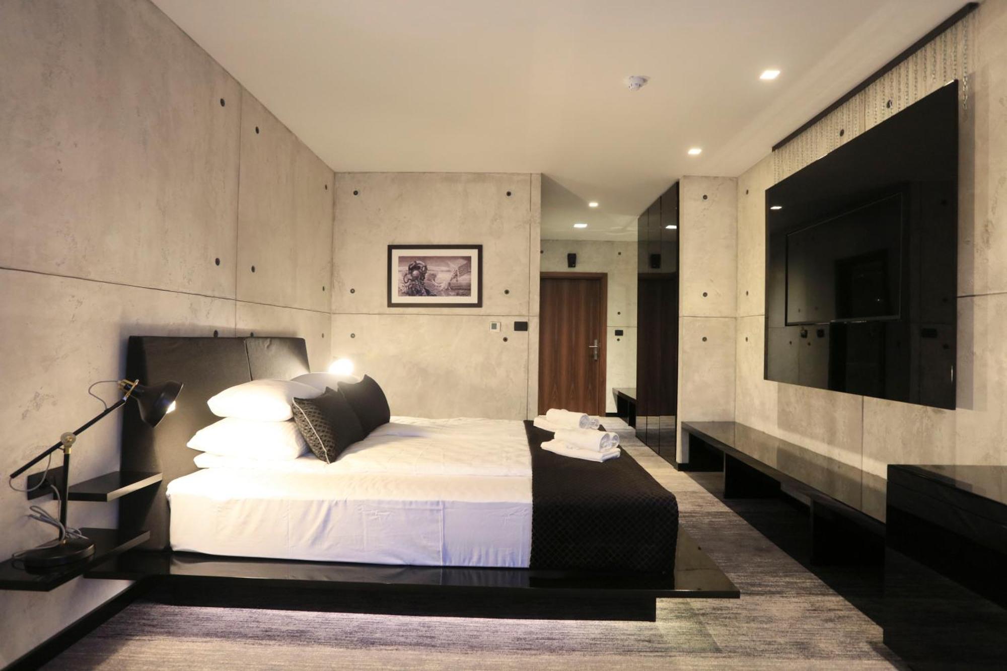 Carpe Diem Boutique Hotel Zenica Bagian luar foto