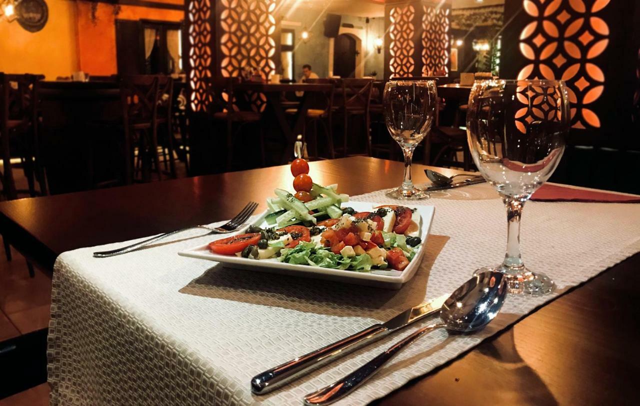 Carpe Diem Boutique Hotel Zenica Bagian luar foto